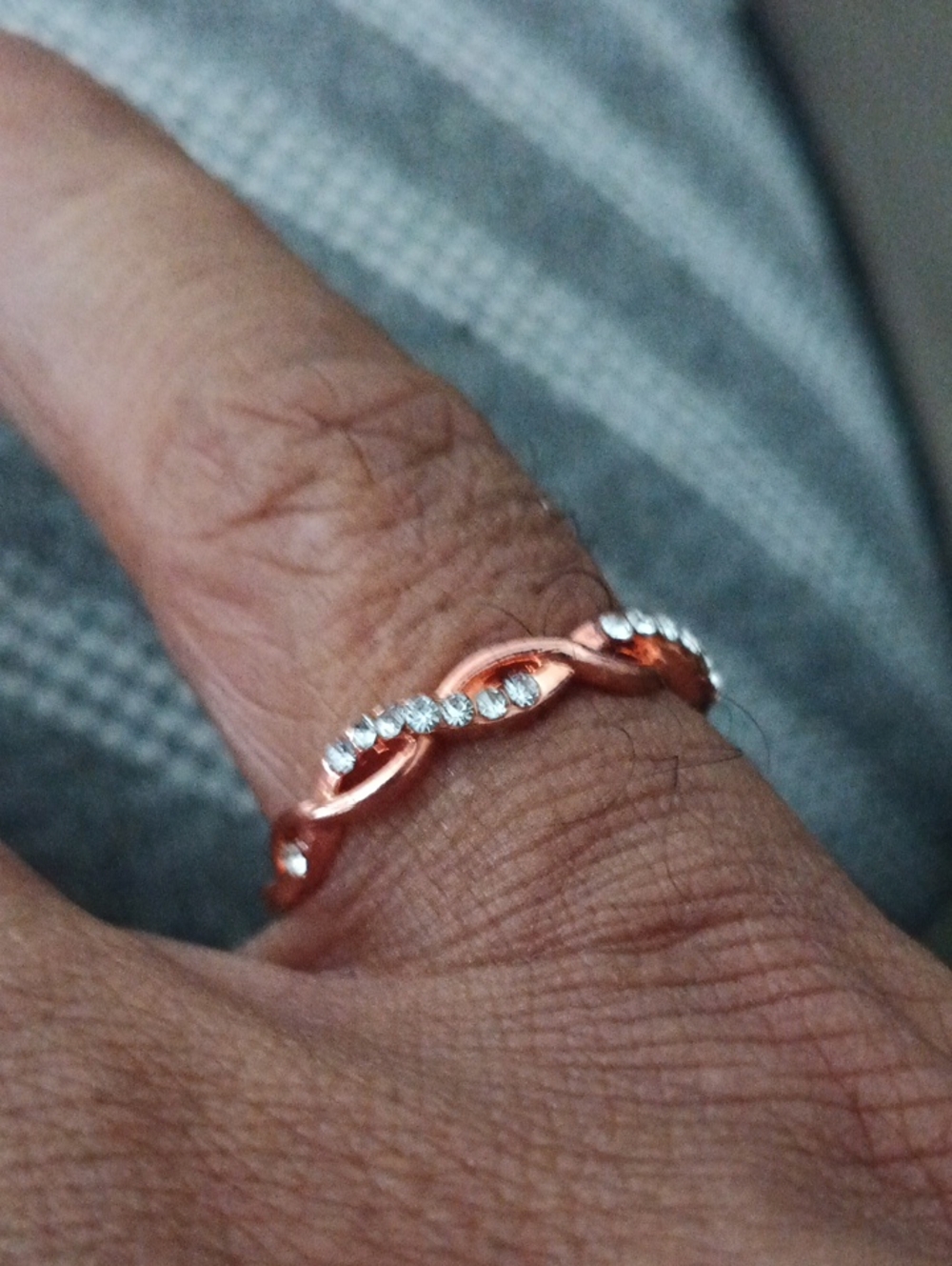 Rose Gold Twisted Crystal Band Ring - Women Jewelry